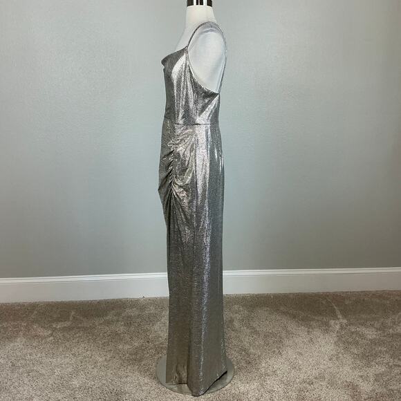 Avery G Light Gold Metallic Evening Gown Size 8 Sleeveless Thigh Slit Formal - Picture 3 of 14